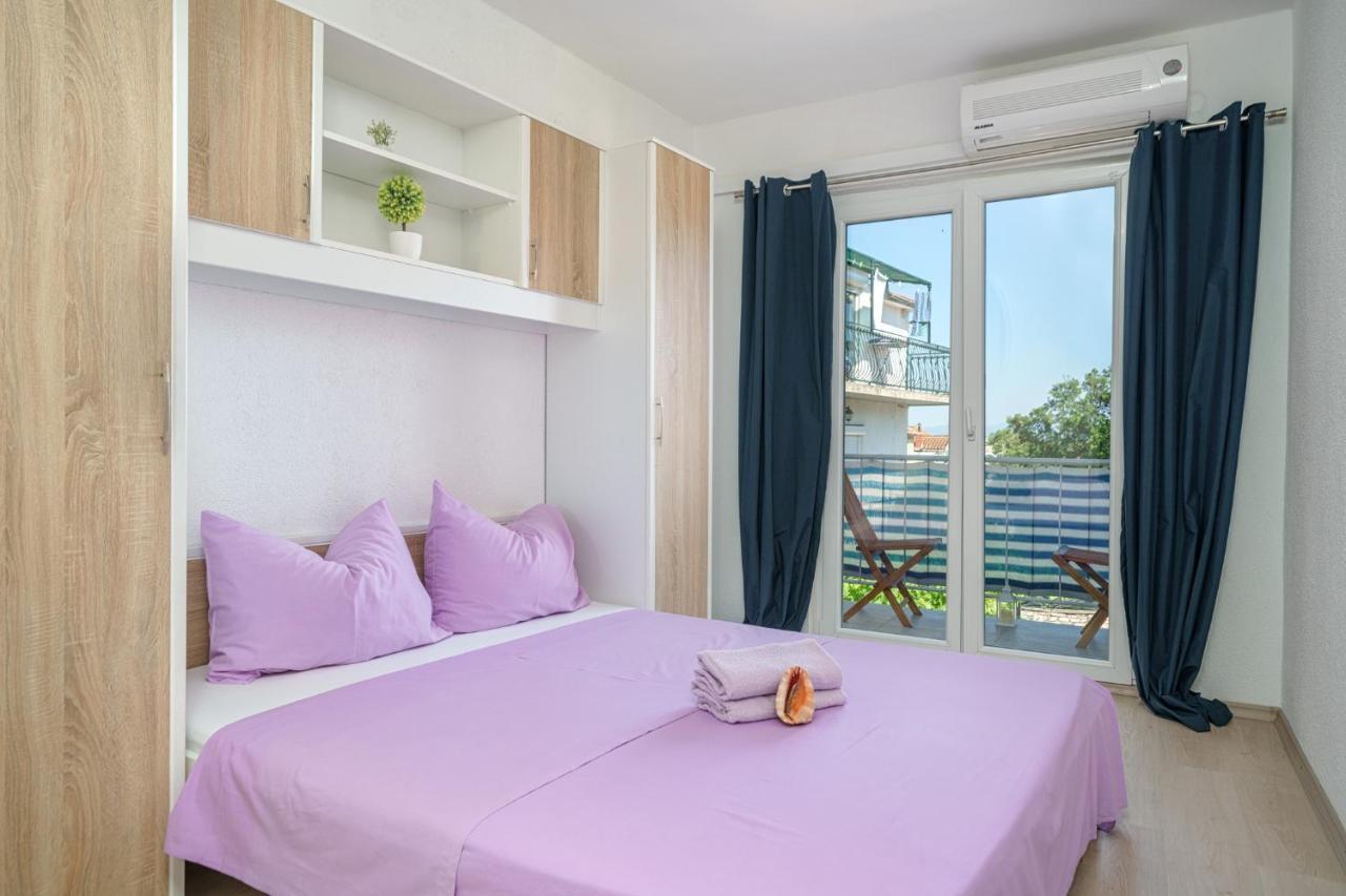 Apartmani Gabriella Vodice Eksteriør bilde