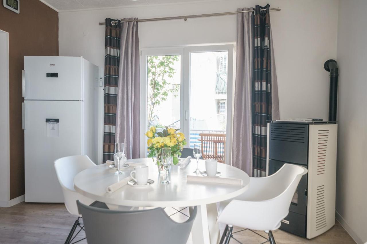 Apartmani Gabriella Vodice Eksteriør bilde