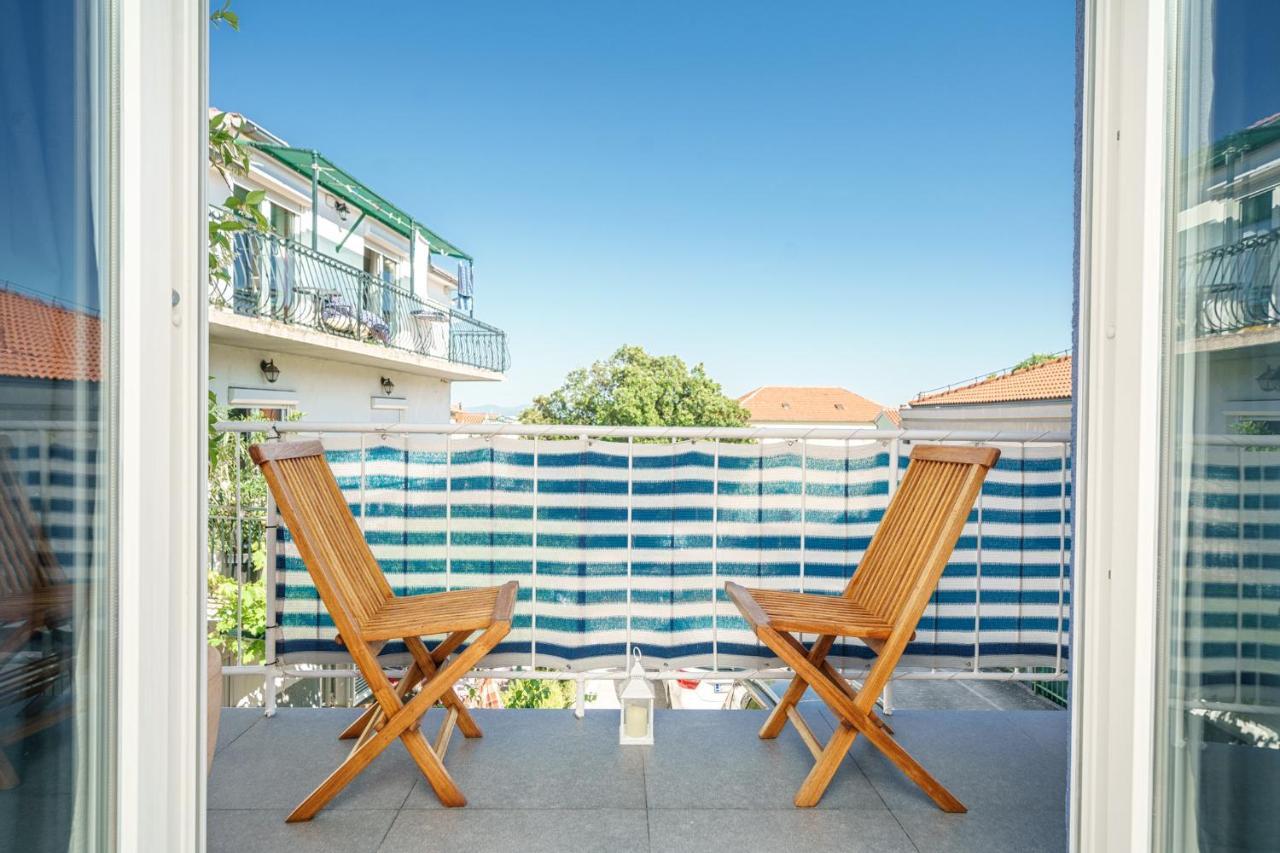 Apartmani Gabriella Vodice Eksteriør bilde