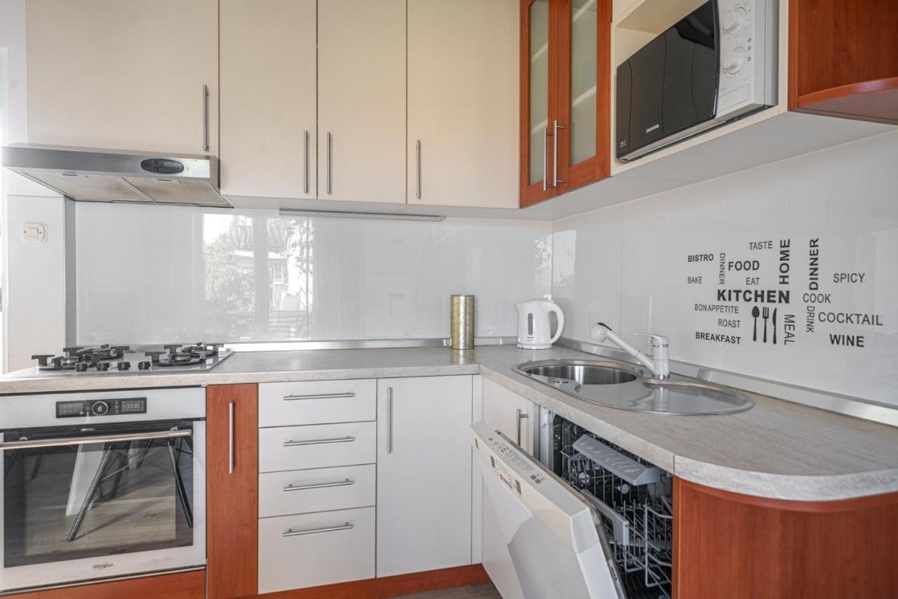 Apartmani Gabriella Vodice Eksteriør bilde